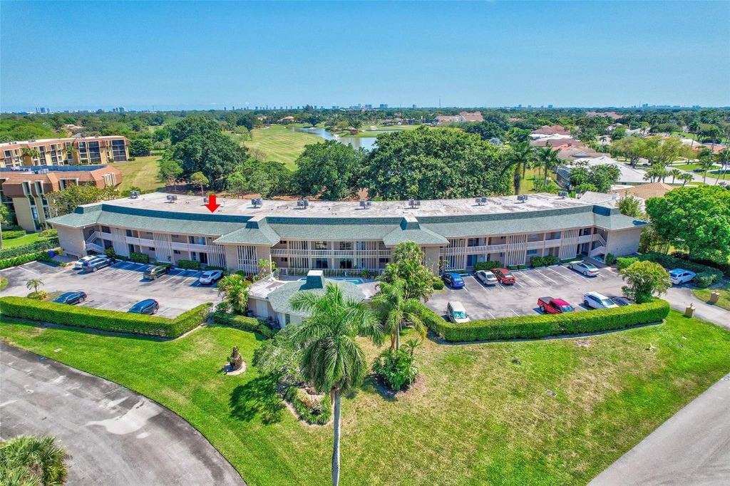 Photo of 11800 Avenue Of The Pga #14, Palm Beach Gardens, FL 33418 (MLS # F10491066)