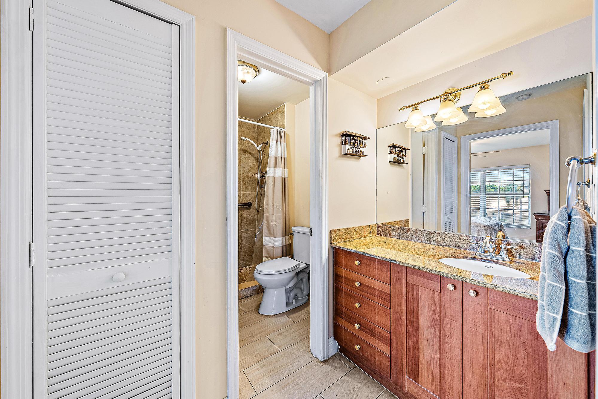 TAMBERLANE 5 CONDO - Residential
