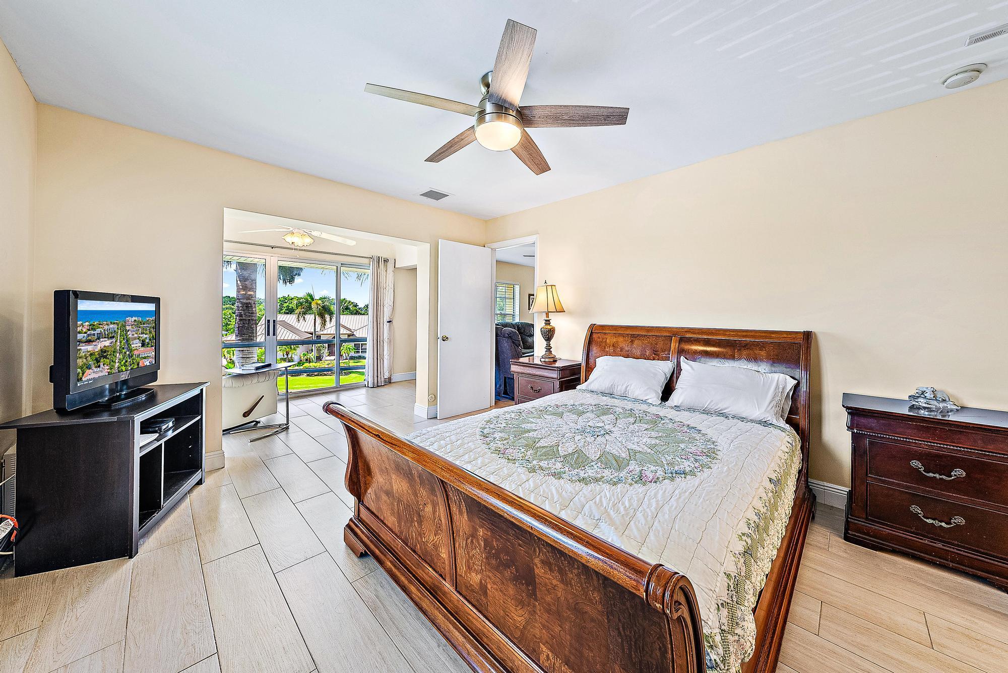 TAMBERLANE 5 CONDO - Residential