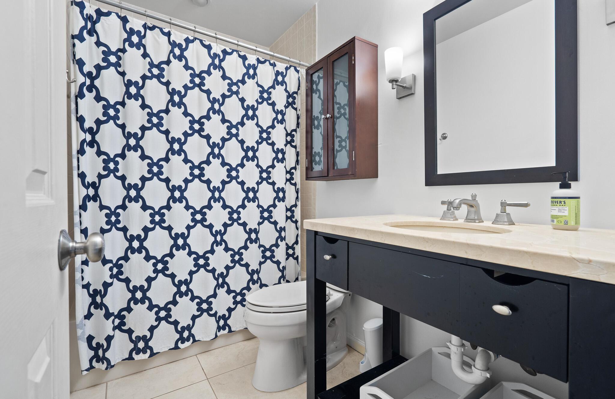 DUNBAR WOODS CONDO 4 - Residential