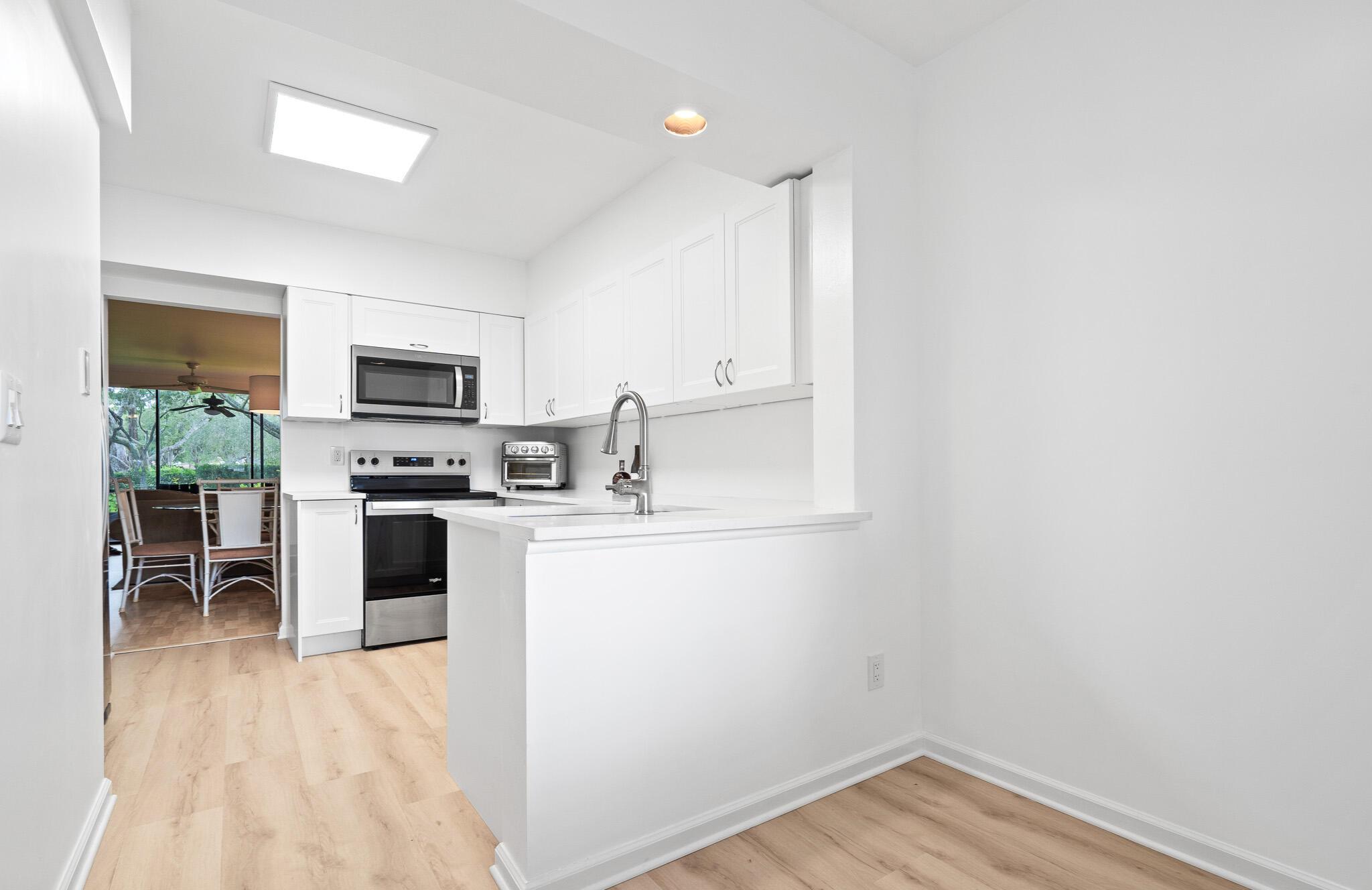 DUNBAR WOODS CONDO 4 - Residential