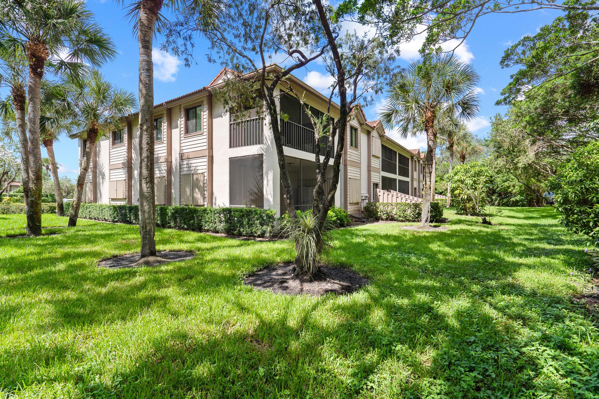 DUNBAR WOODS CONDO 4 - Residential