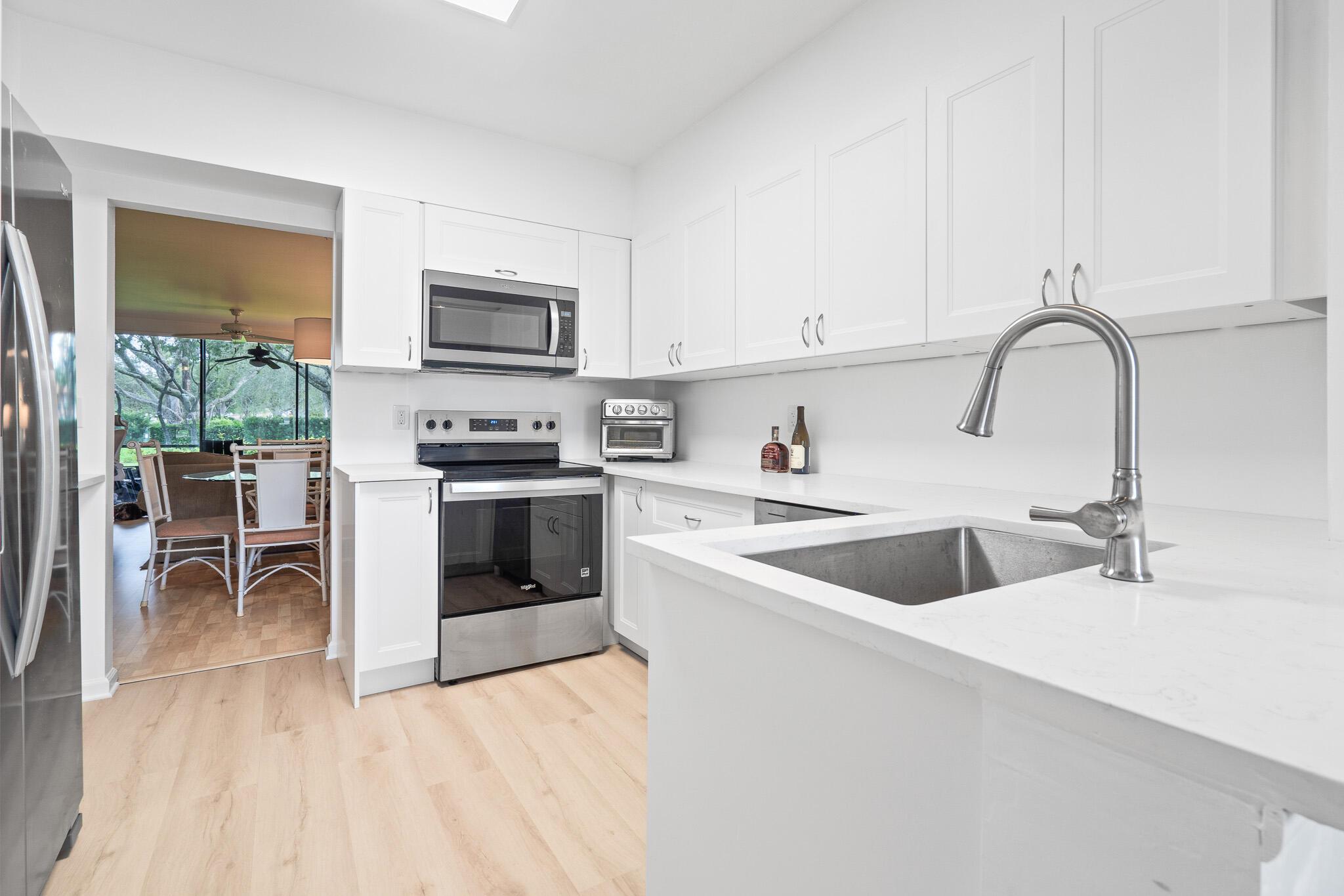 DUNBAR WOODS CONDO 4 - Residential