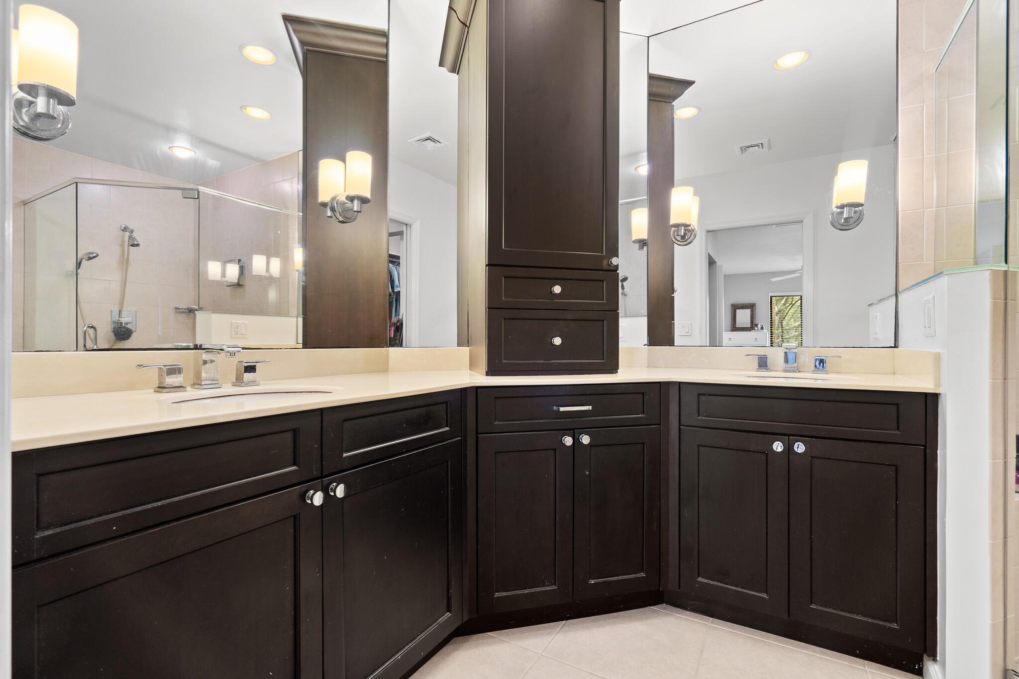 DUNBAR WOODS CONDO 4 - Residential