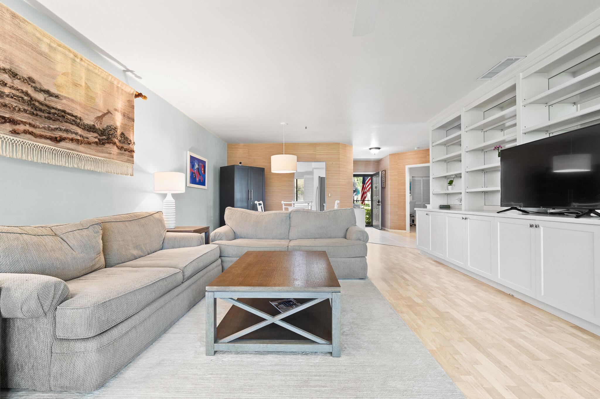 DUNBAR WOODS CONDO 4 - Residential