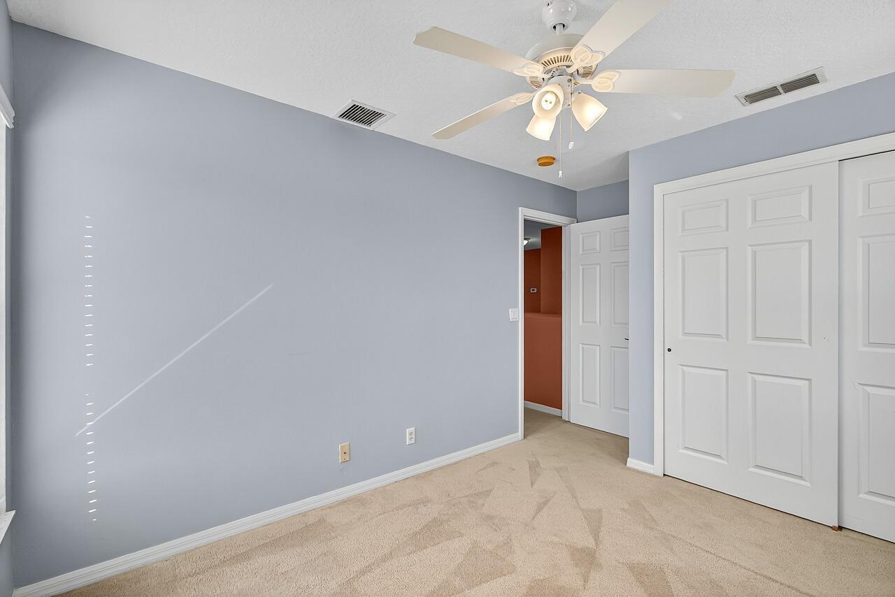 CARRIAGE LAKE AT VERO PD - Residential