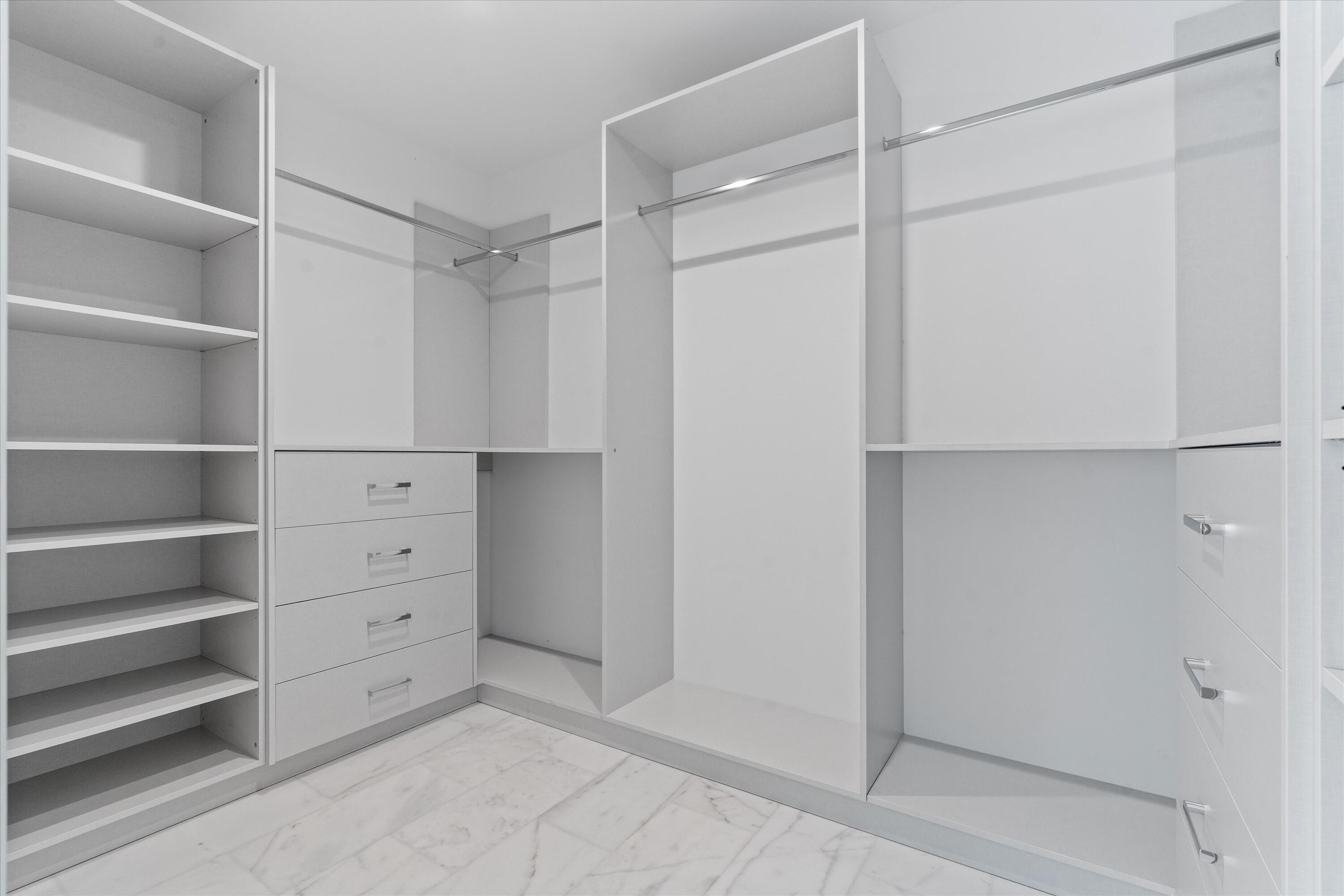 LANDINGS FIRST SEC - Residential