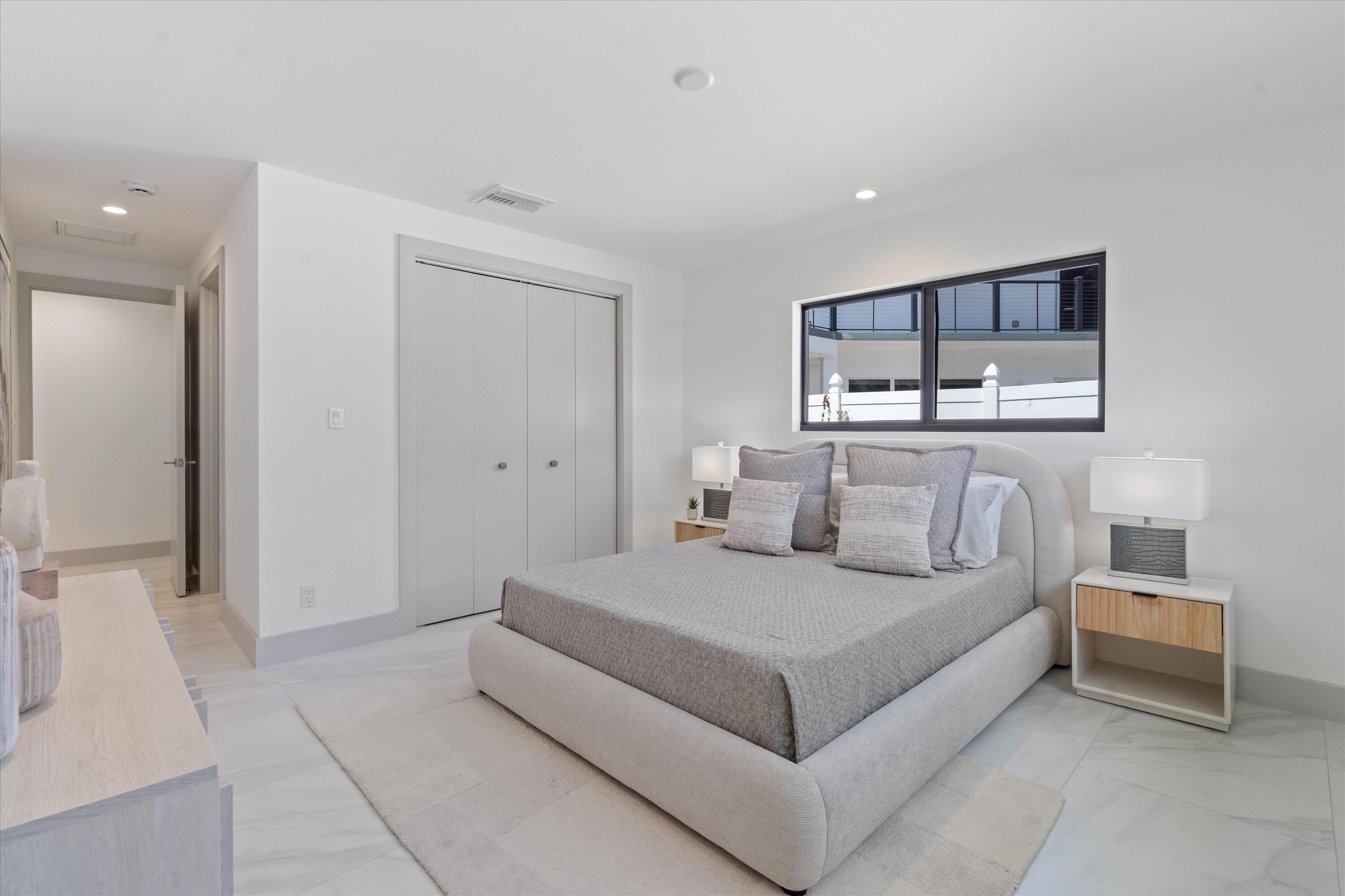 LANDINGS FIRST SEC - Residential