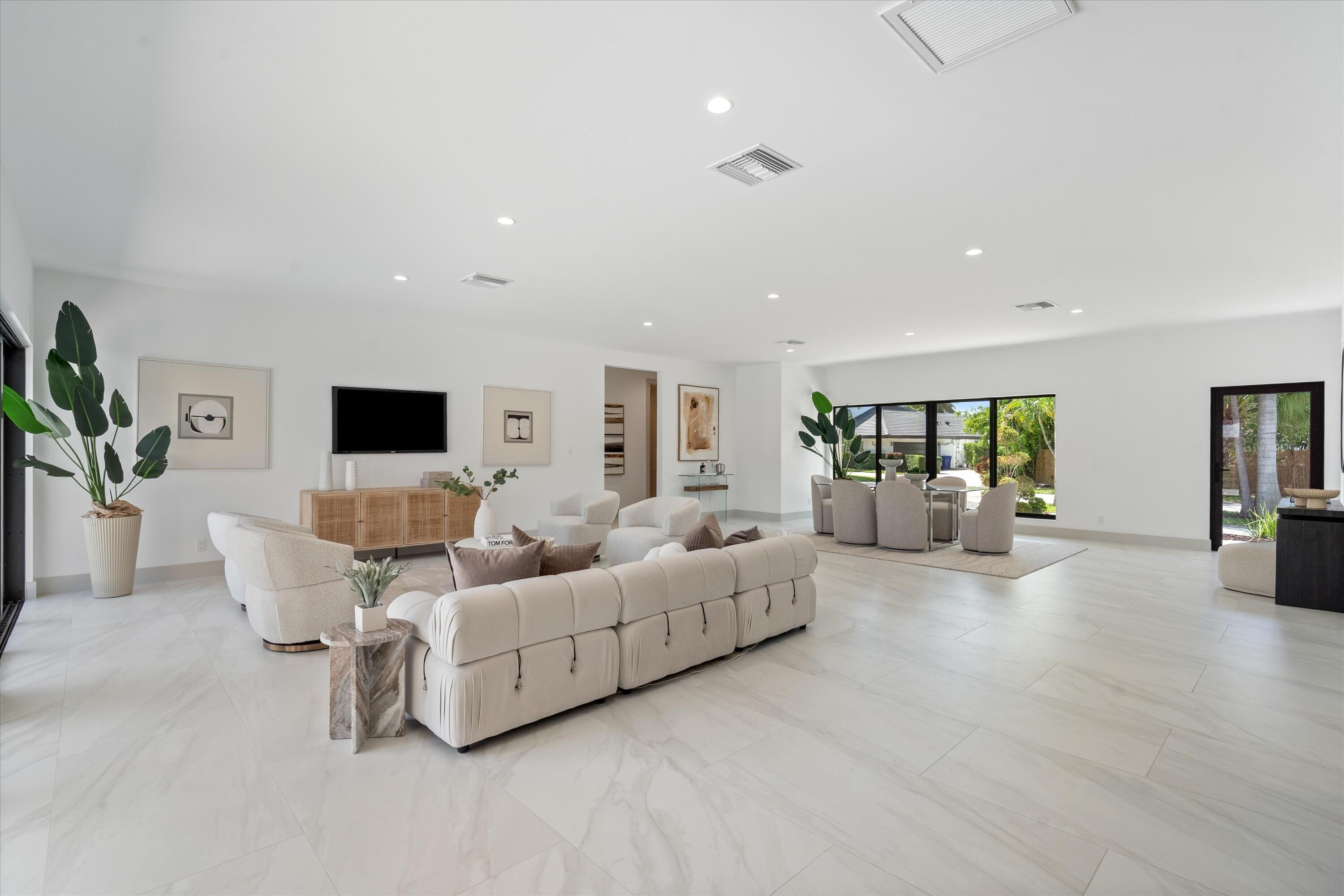 LANDINGS FIRST SEC - Residential