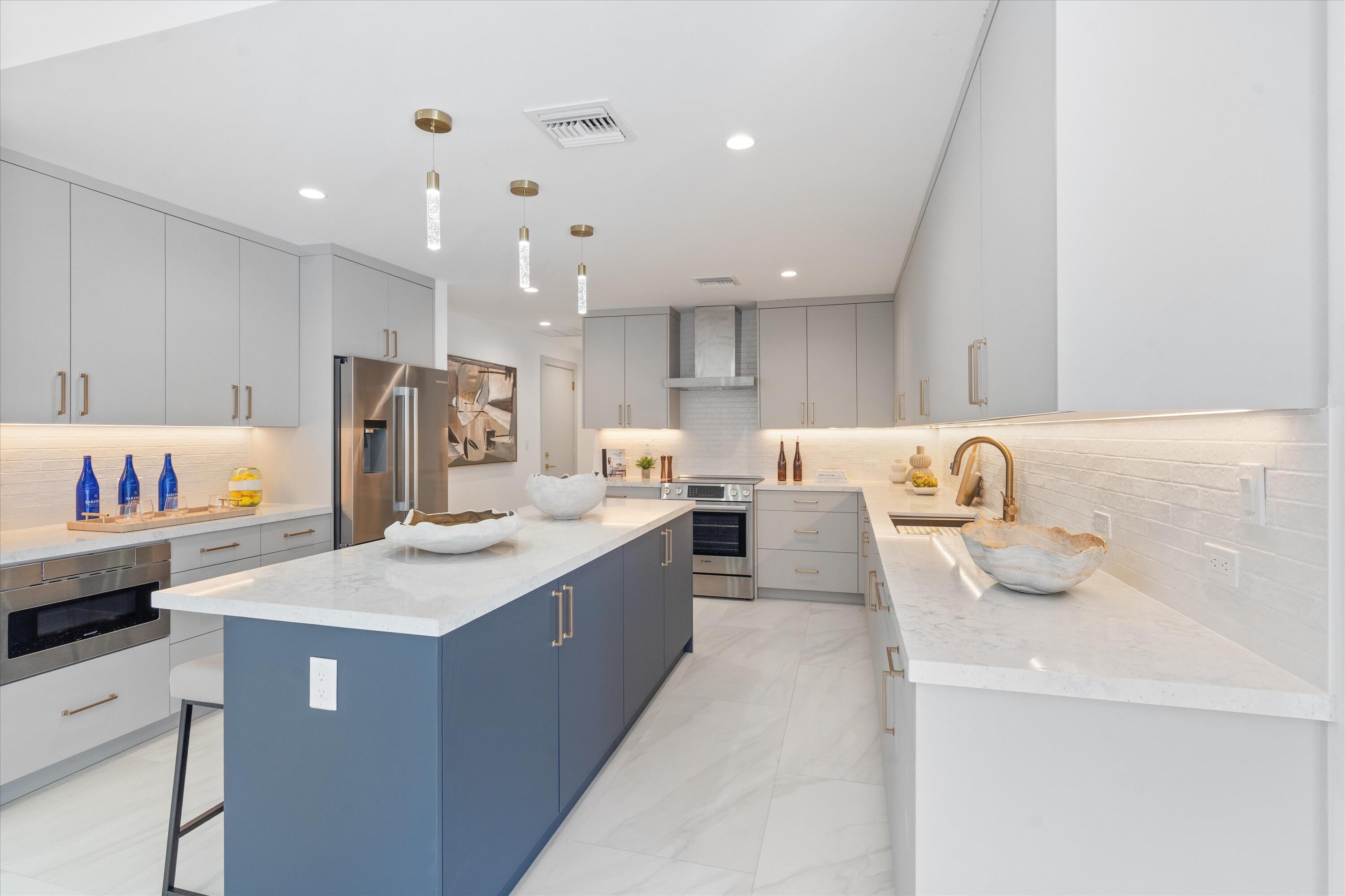 LANDINGS FIRST SEC - Residential