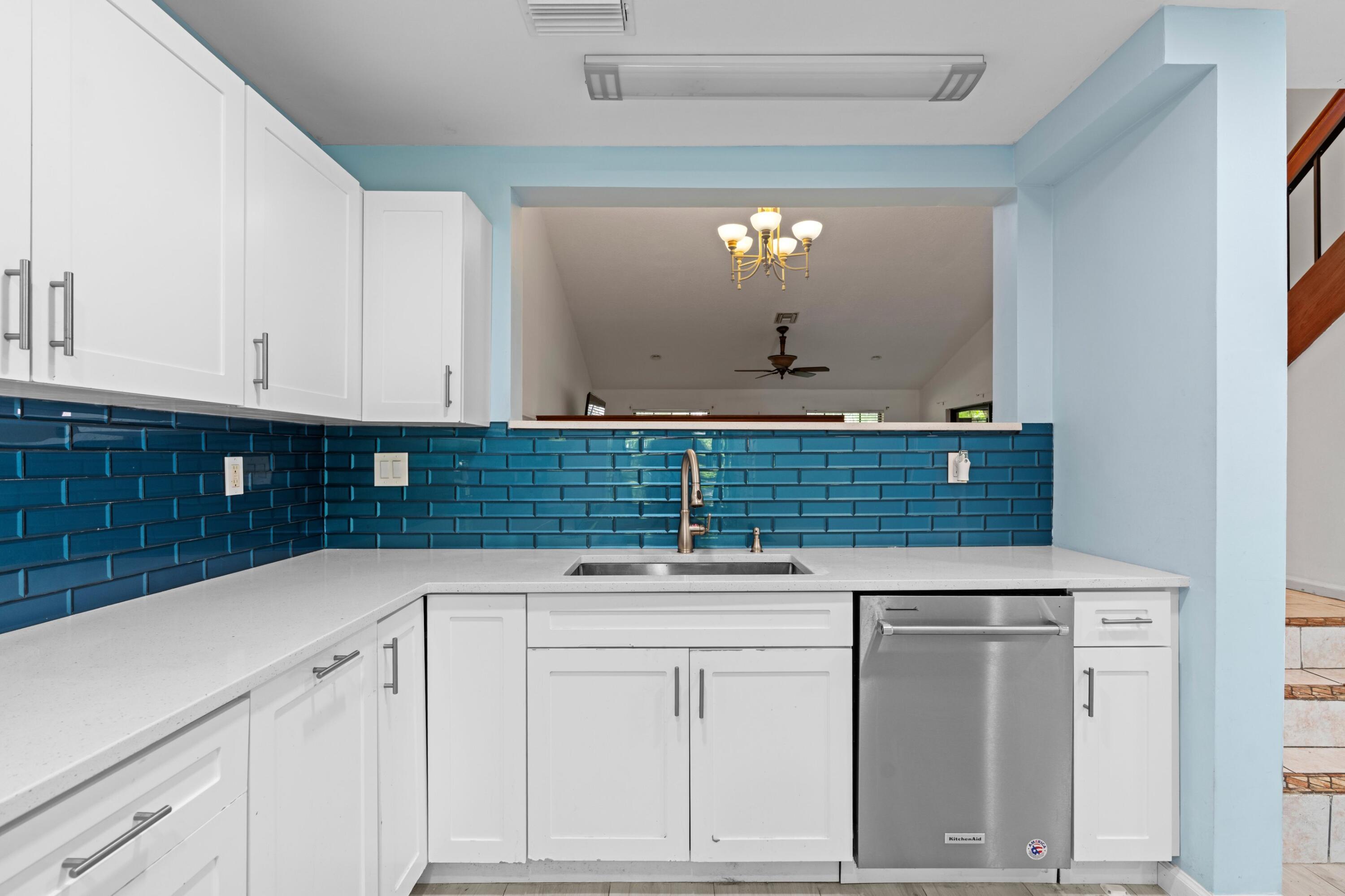 471 Ashwood Place