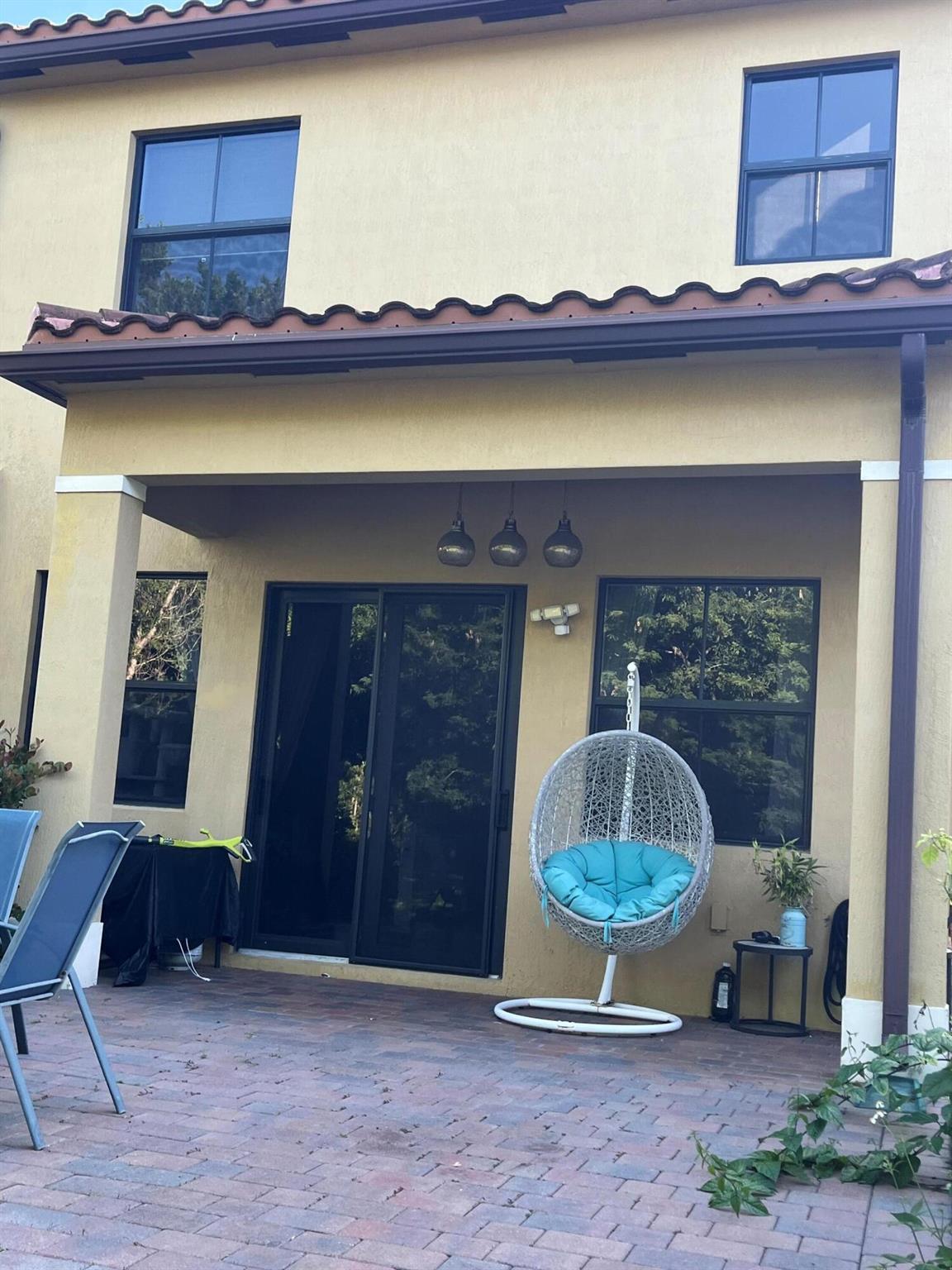 CENTRAL PARC - Residential Lease