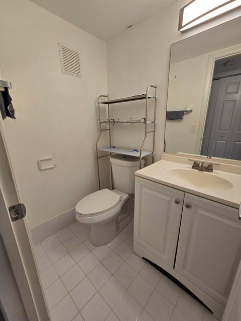 Tiny photo for 133 Ventnor I Drive #133, Deerfield Beach, FL 33442 (MLS # B26003172)