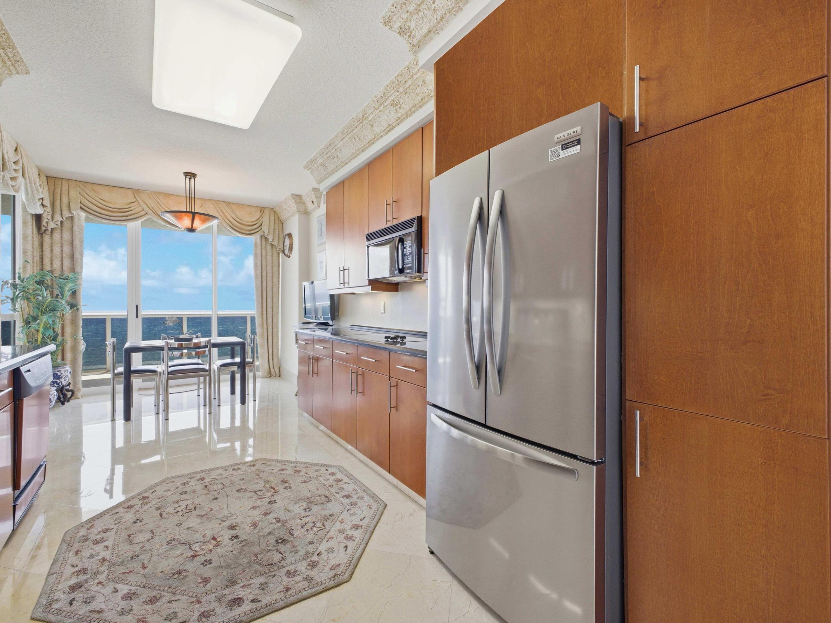 LHERMITAGE II CONDOMINIUM - Residential