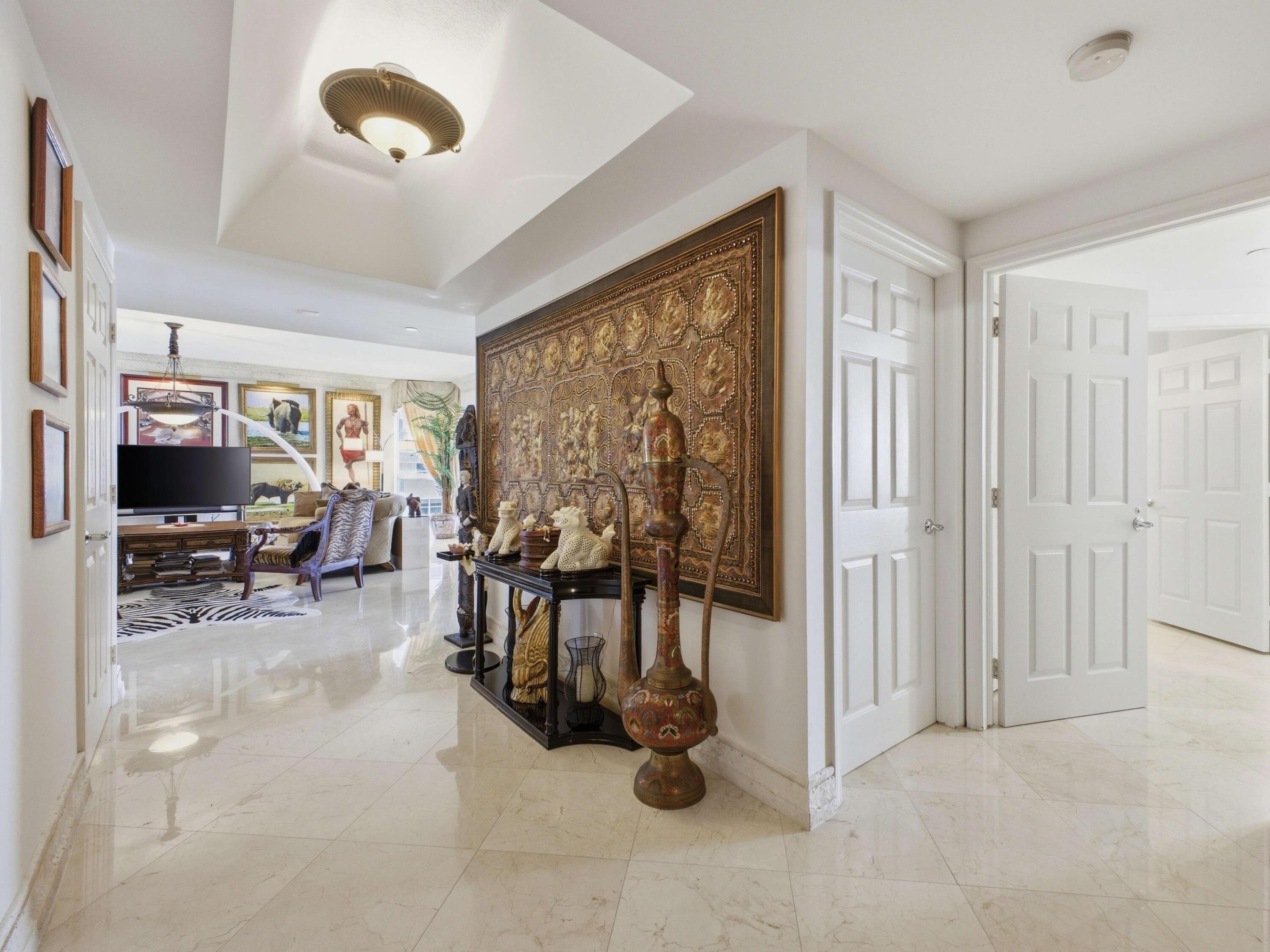LHERMITAGE II CONDOMINIUM - Residential