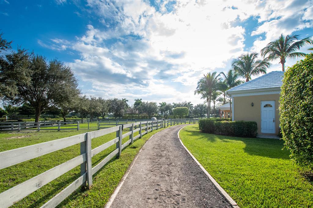 SOUTHFIELDS - Residential