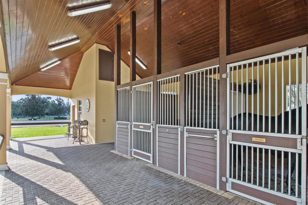 SOUTHFIELDS - Residential