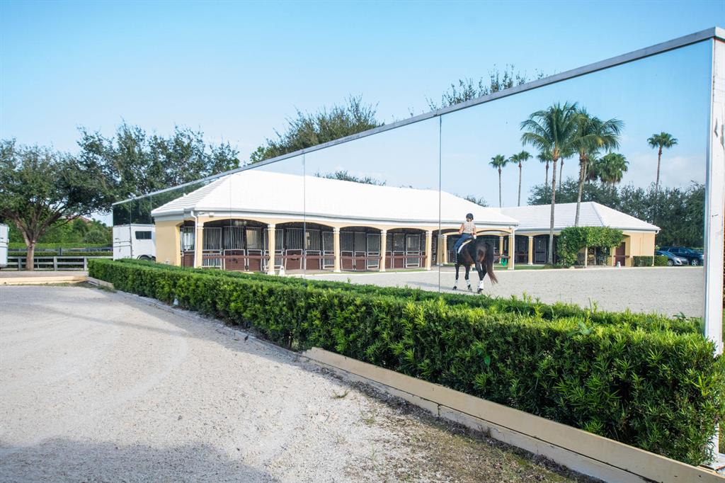 SOUTHFIELDS - Residential