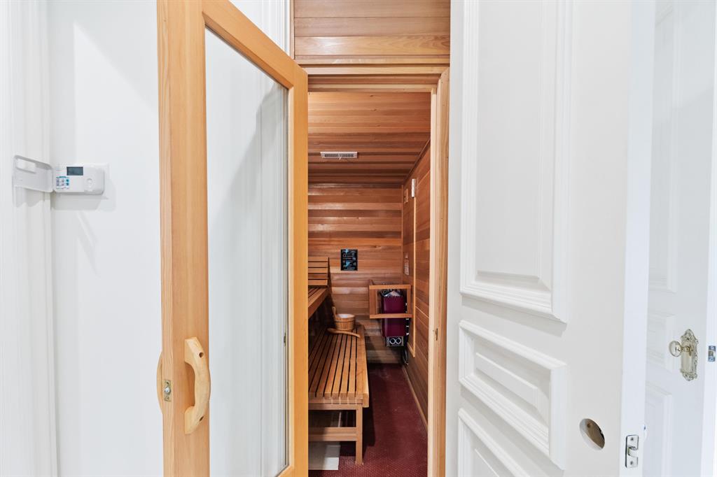 SOUTHFIELDS - Residential