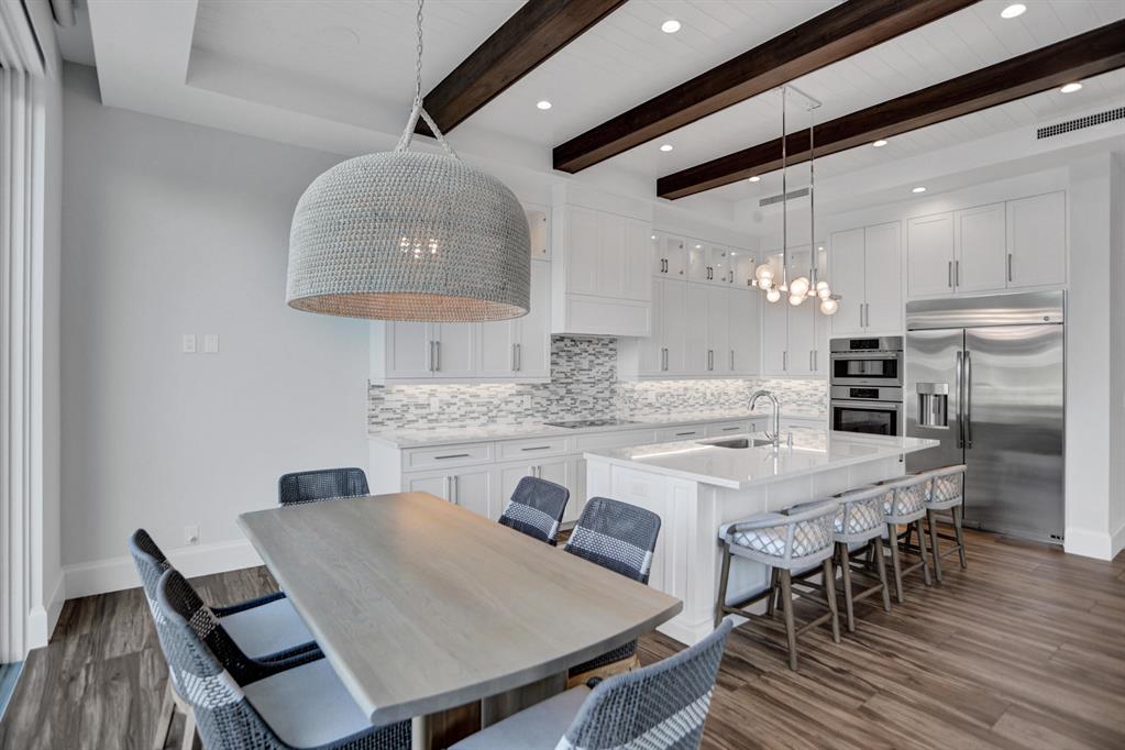 VENETIAN ISLES 1ST SEC - Residential