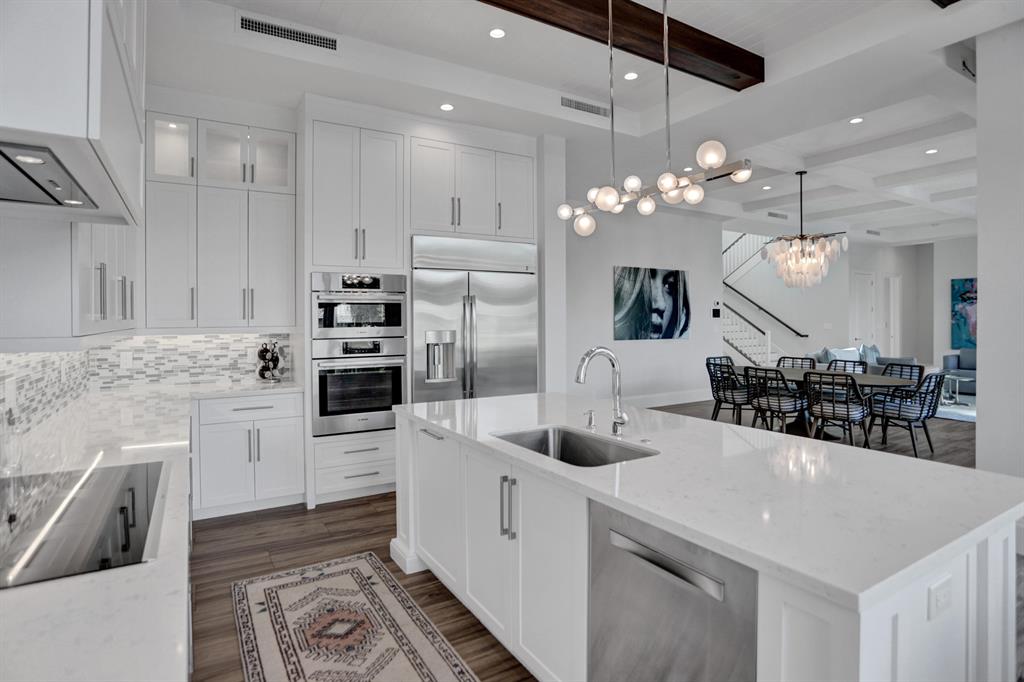 VENETIAN ISLES 1ST SEC - Residential