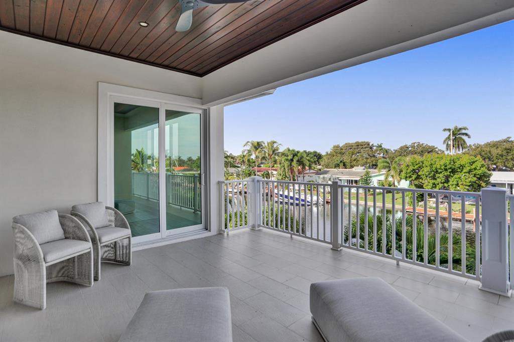 VENETIAN ISLES 1ST SEC - Residential