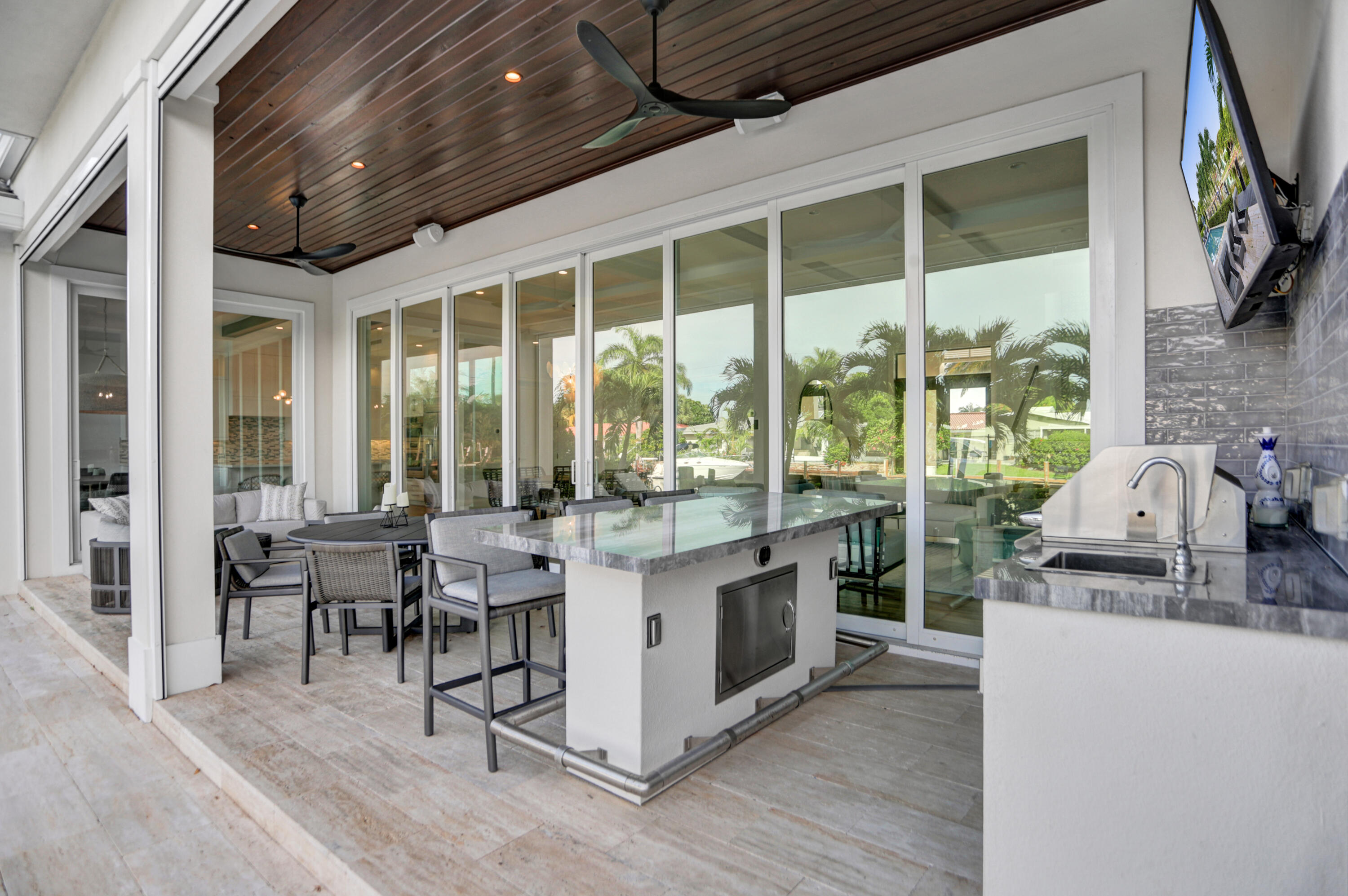 VENETIAN ISLES 1ST SEC - Residential