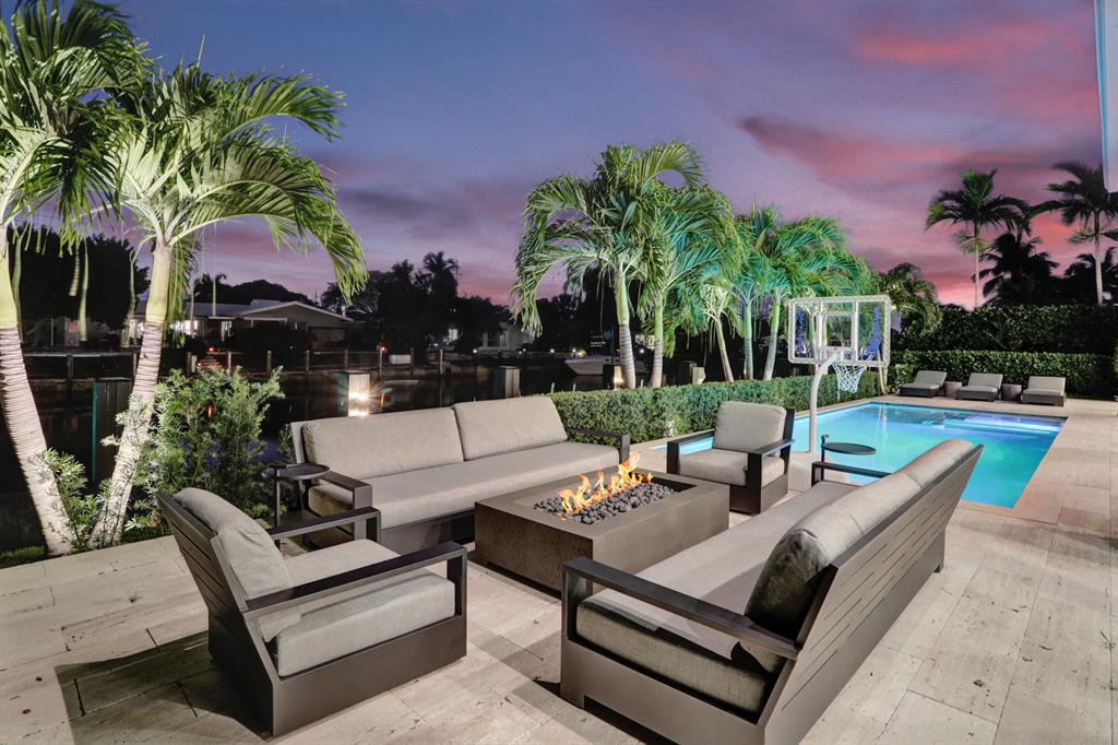 VENETIAN ISLES 1ST SEC - Residential