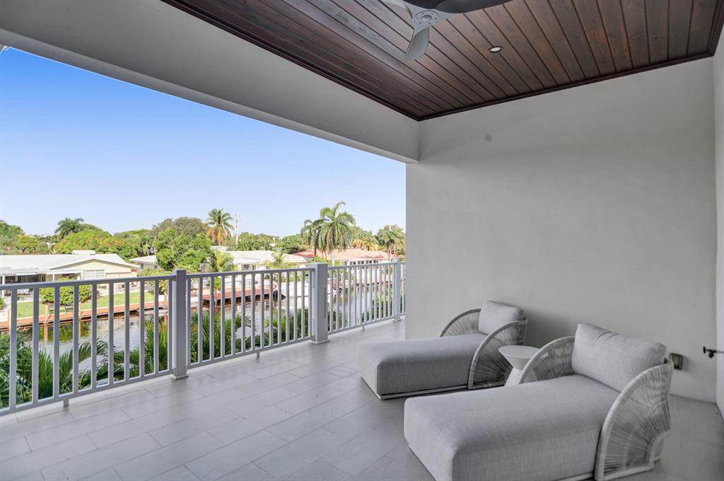 VENETIAN ISLES 1ST SEC - Residential