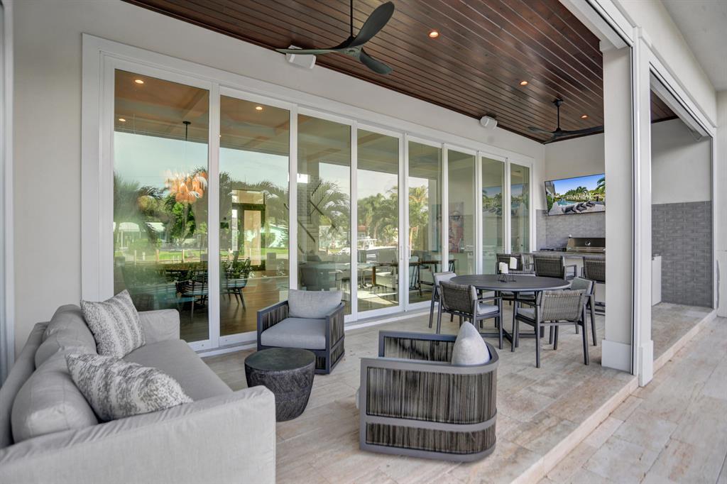 VENETIAN ISLES 1ST SEC - Residential