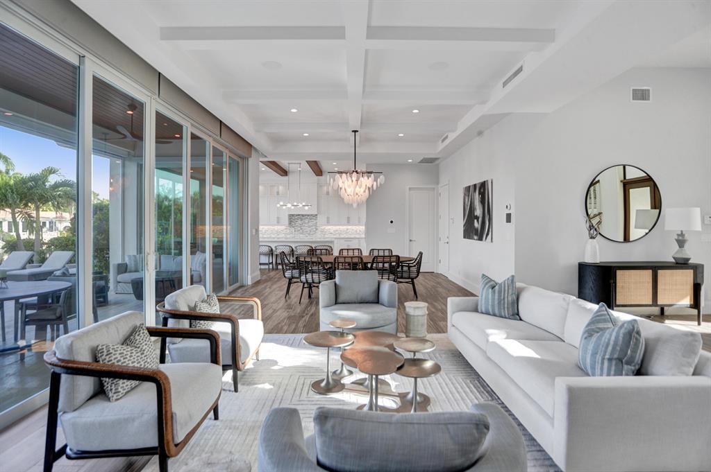 VENETIAN ISLES 1ST SEC - Residential