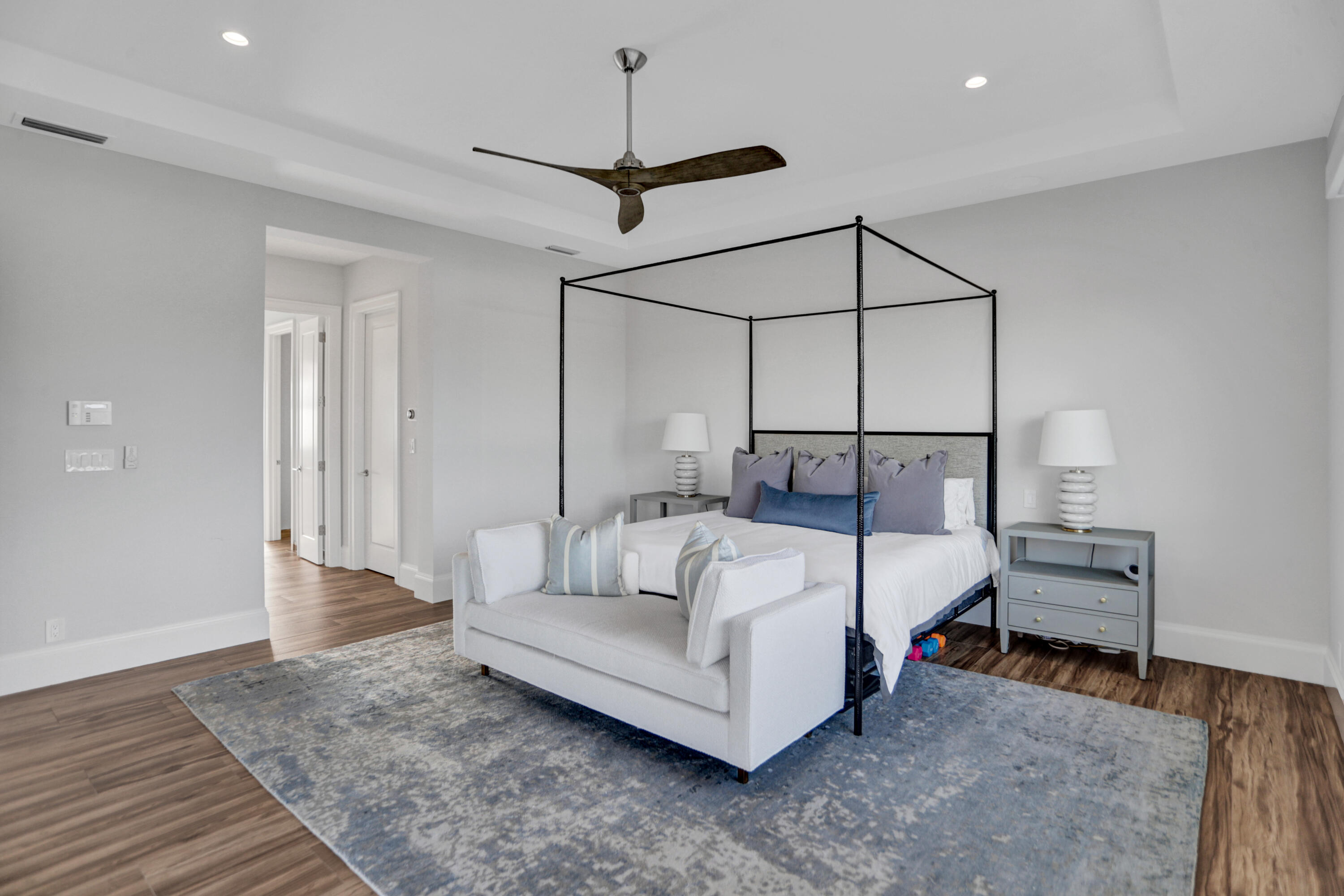 VENETIAN ISLES 1ST SEC - Residential