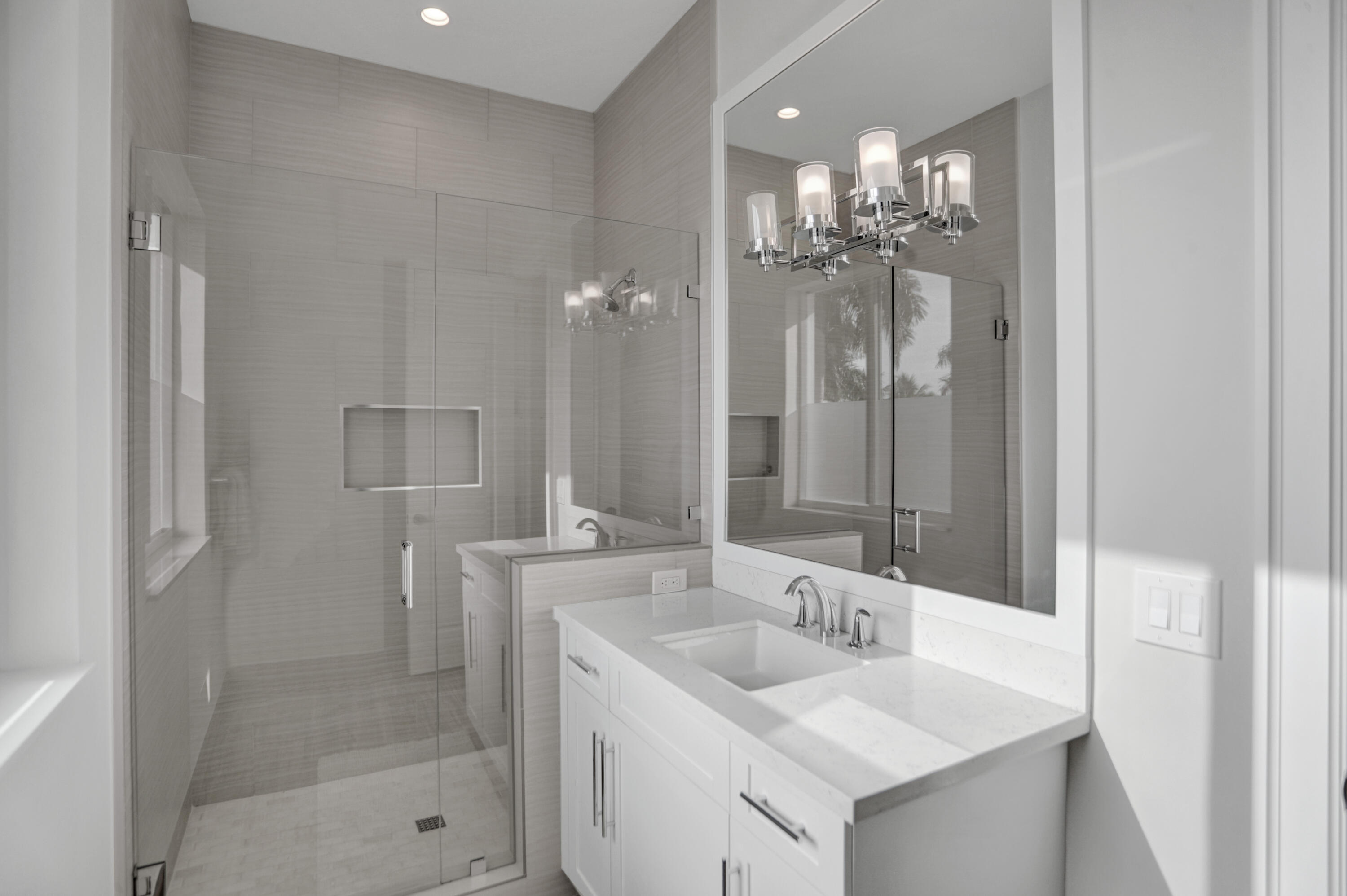 VENETIAN ISLES 1ST SEC - Residential