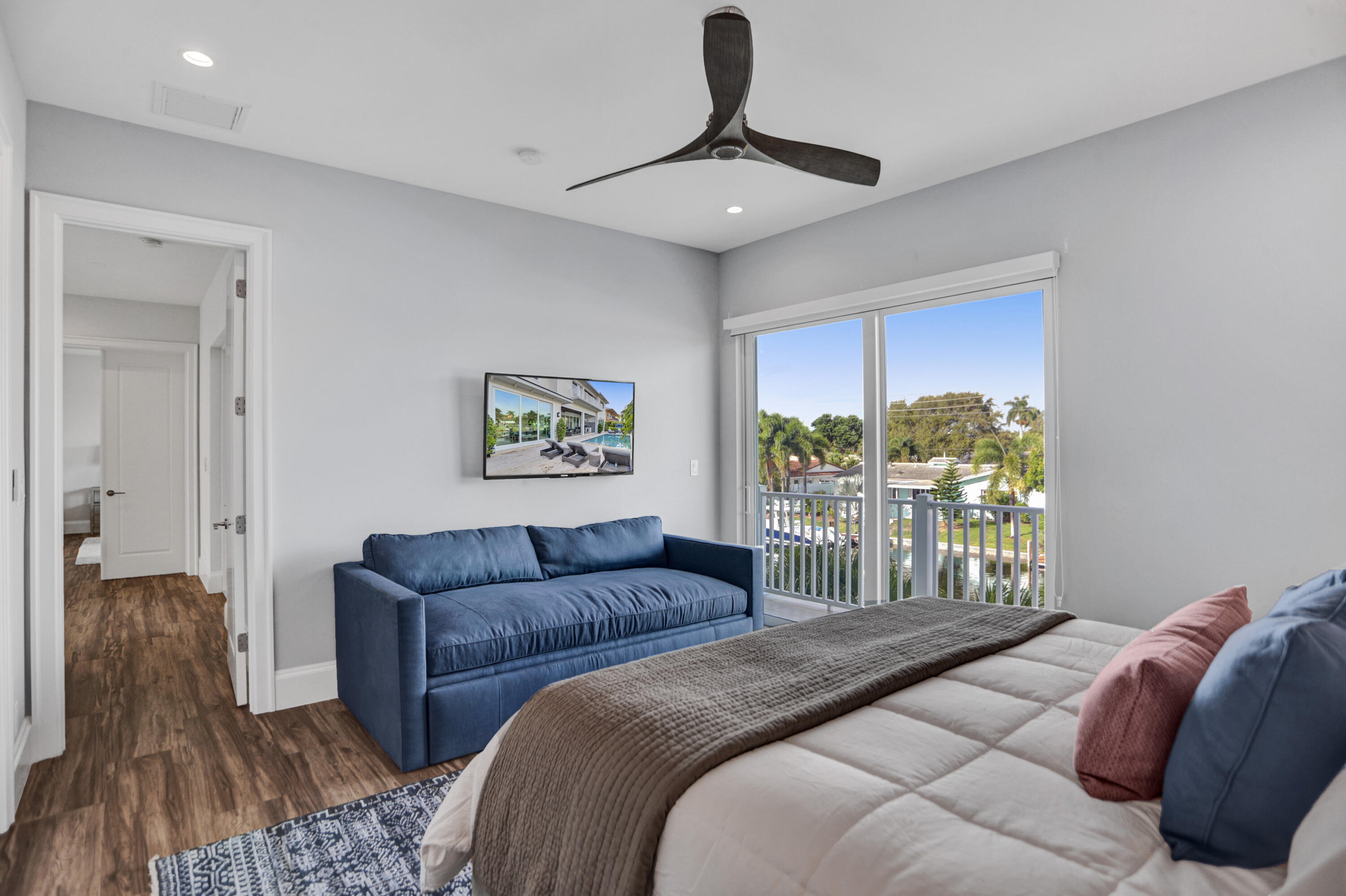 VENETIAN ISLES 1ST SEC - Residential