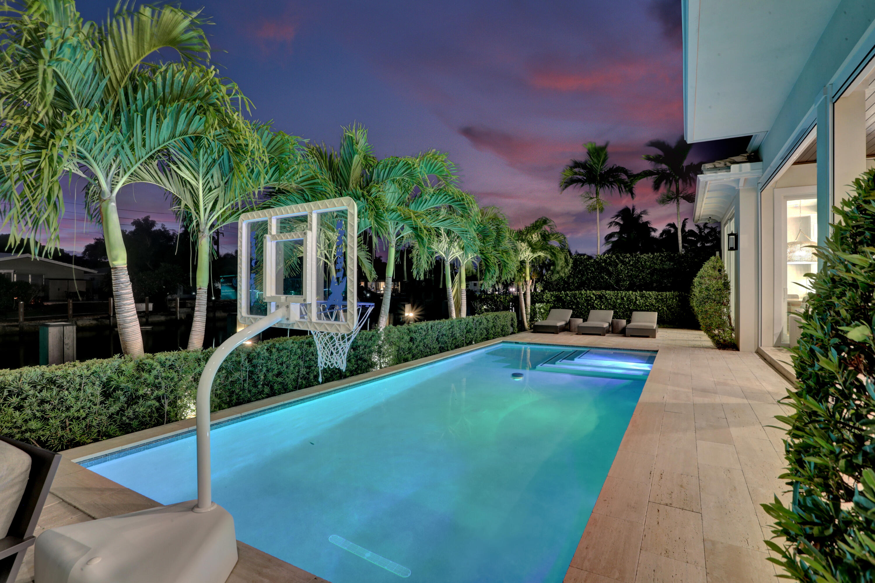 VENETIAN ISLES 1ST SEC - Residential