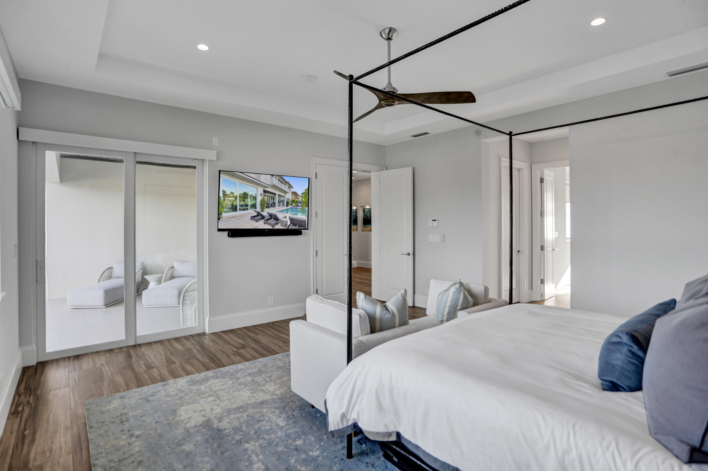 VENETIAN ISLES 1ST SEC - Residential