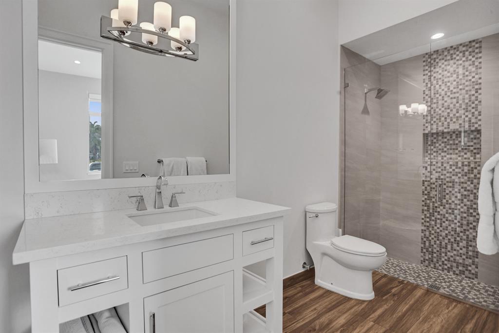 VENETIAN ISLES 1ST SEC - Residential