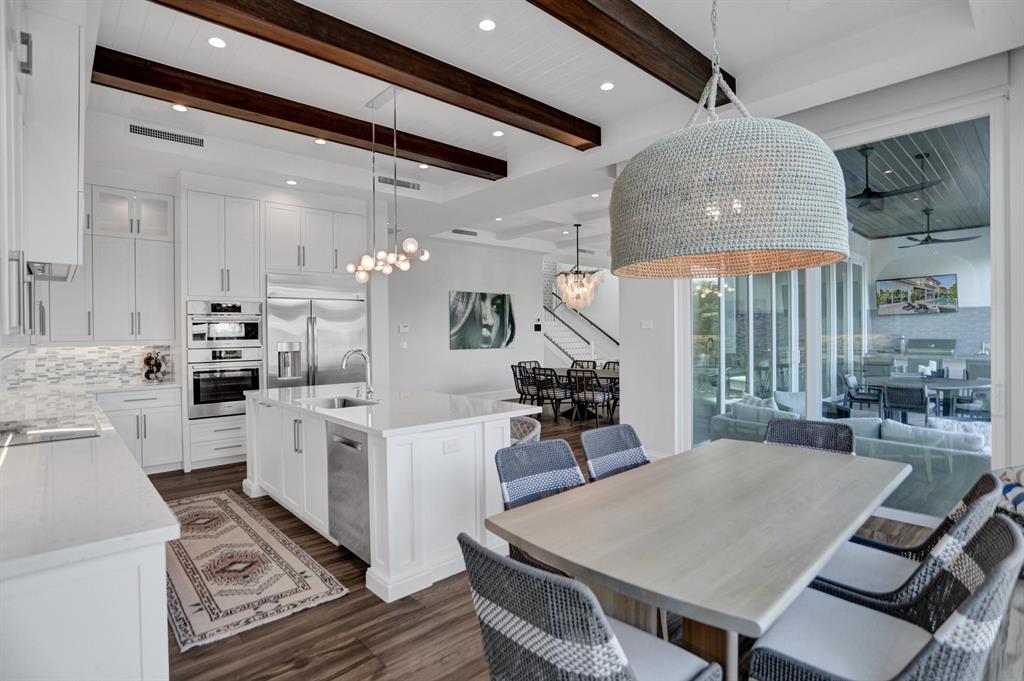 VENETIAN ISLES 1ST SEC - Residential