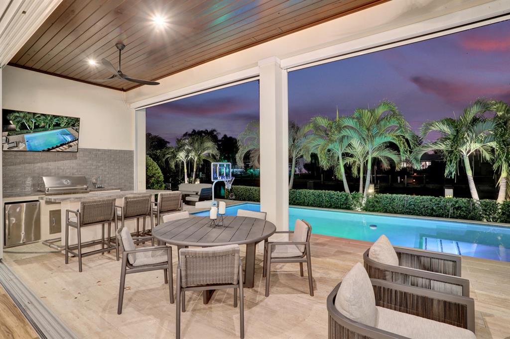 VENETIAN ISLES 1ST SEC - Residential