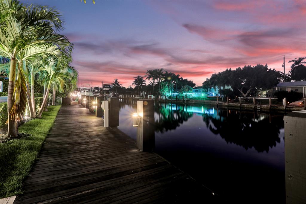 VENETIAN ISLES 1ST SEC - Residential