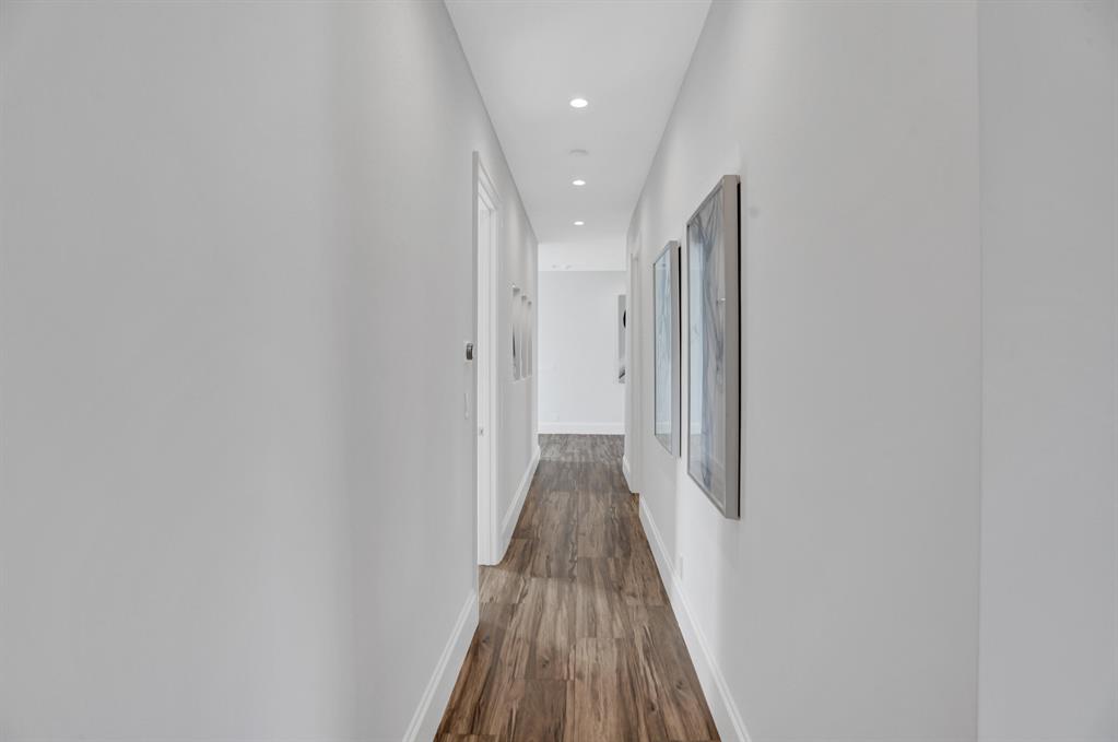 VENETIAN ISLES 1ST SEC - Residential