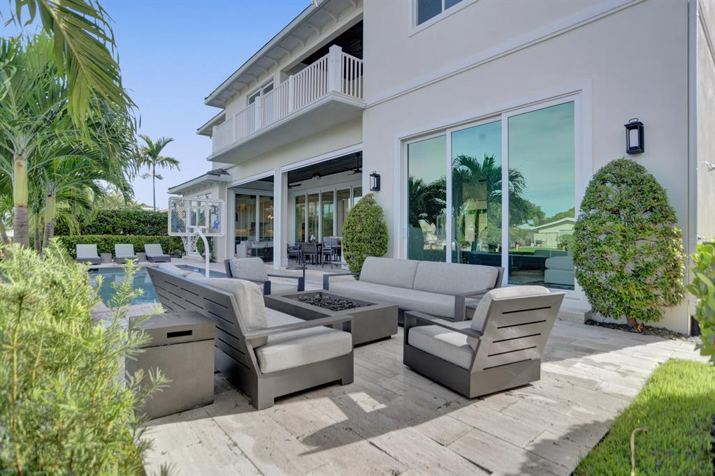 VENETIAN ISLES 1ST SEC - Residential