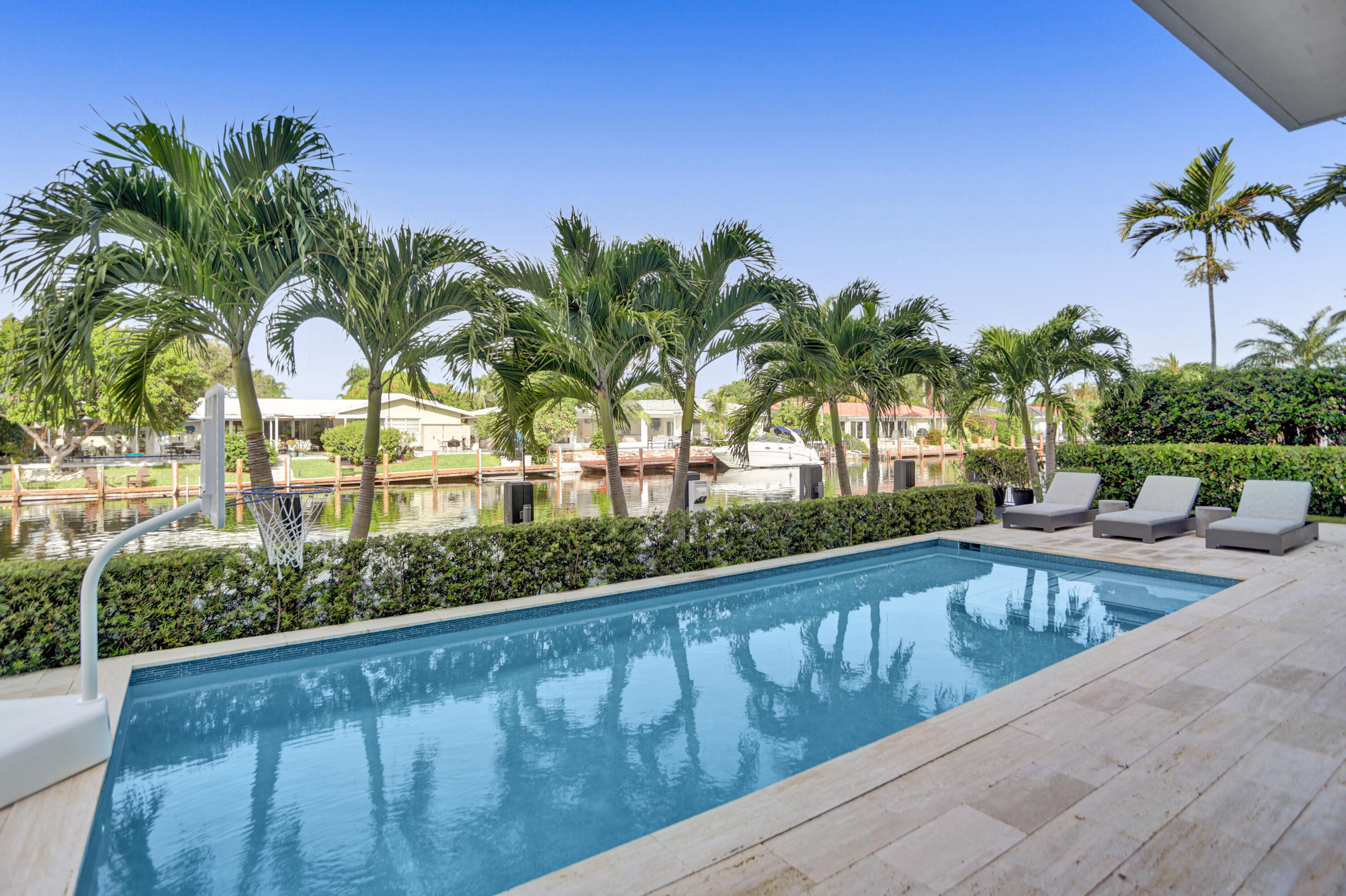 VENETIAN ISLES 1ST SEC - Residential