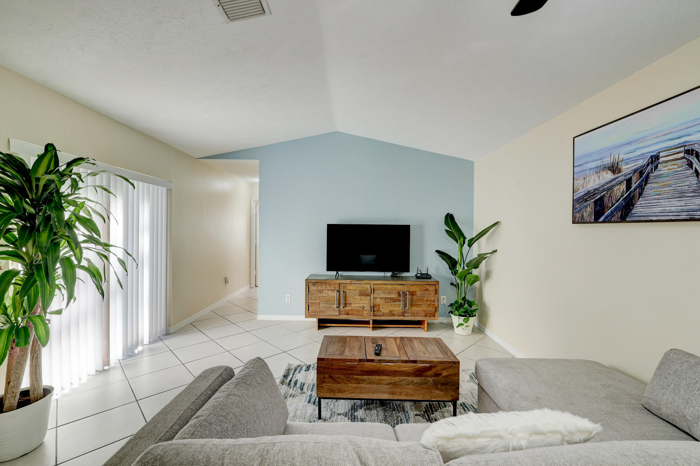 PORT ST LUCIE-SECTION 16 - Residential Lease