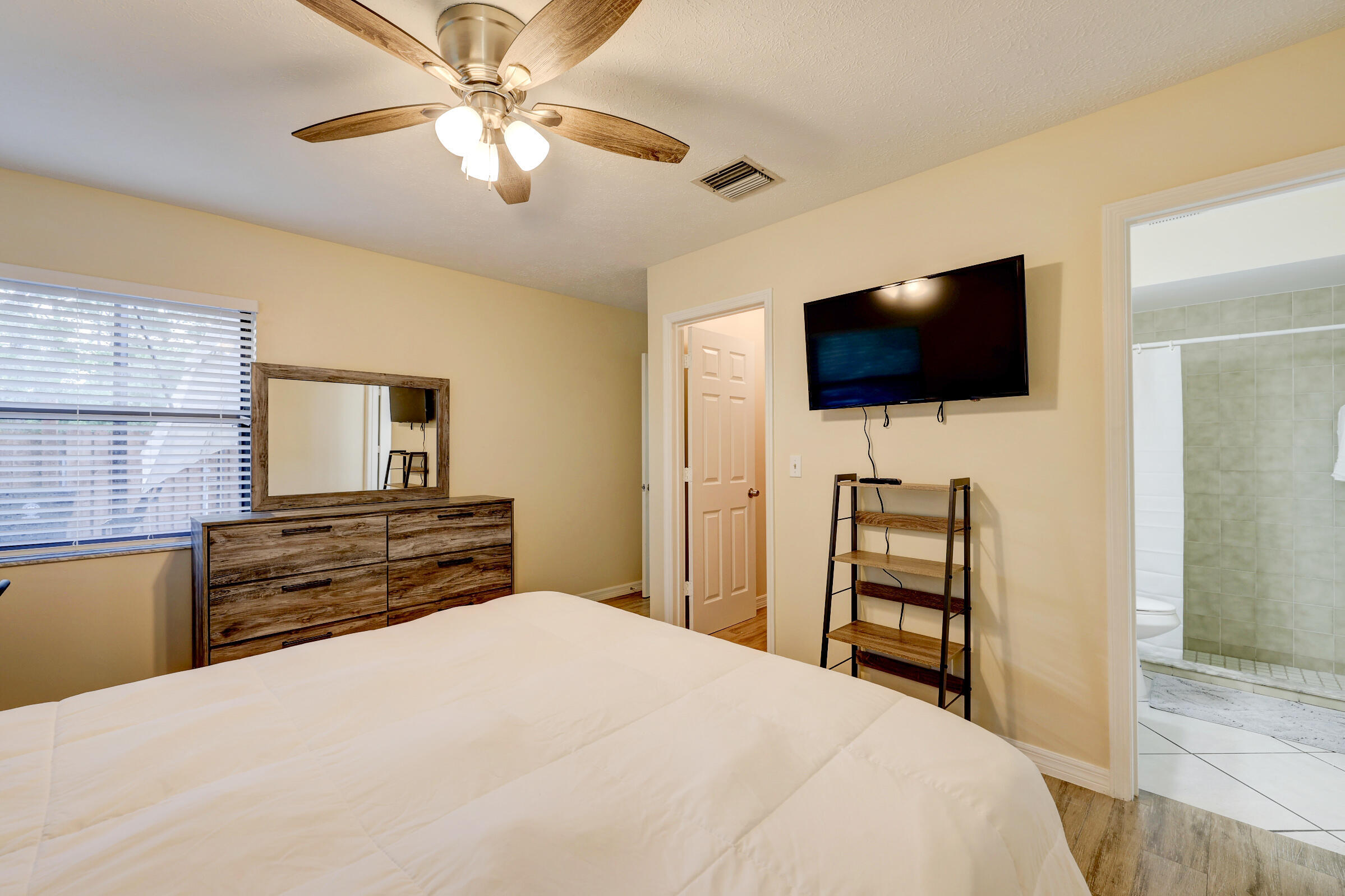 PORT ST LUCIE-SECTION 16 - Residential Lease