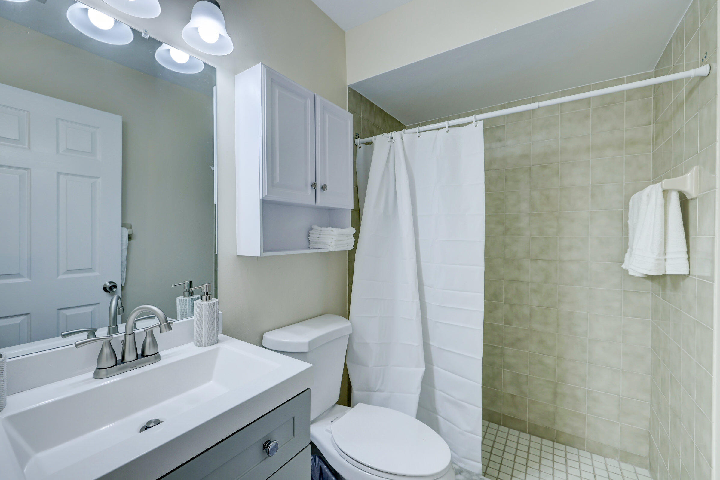 PORT ST LUCIE-SECTION 16 - Residential Lease