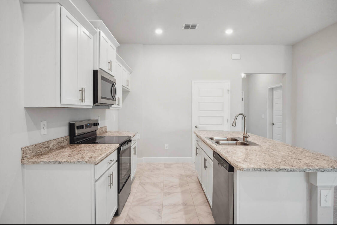 WATERSTONE PHASE FOUR - Residential