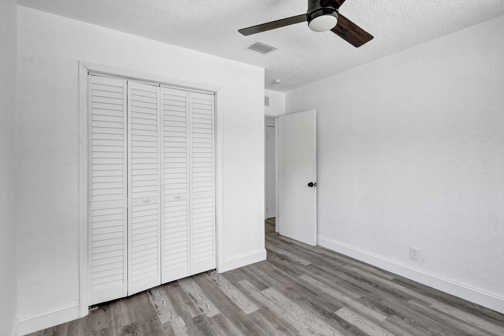 Lauderdale Homesites Firs - Residential Income