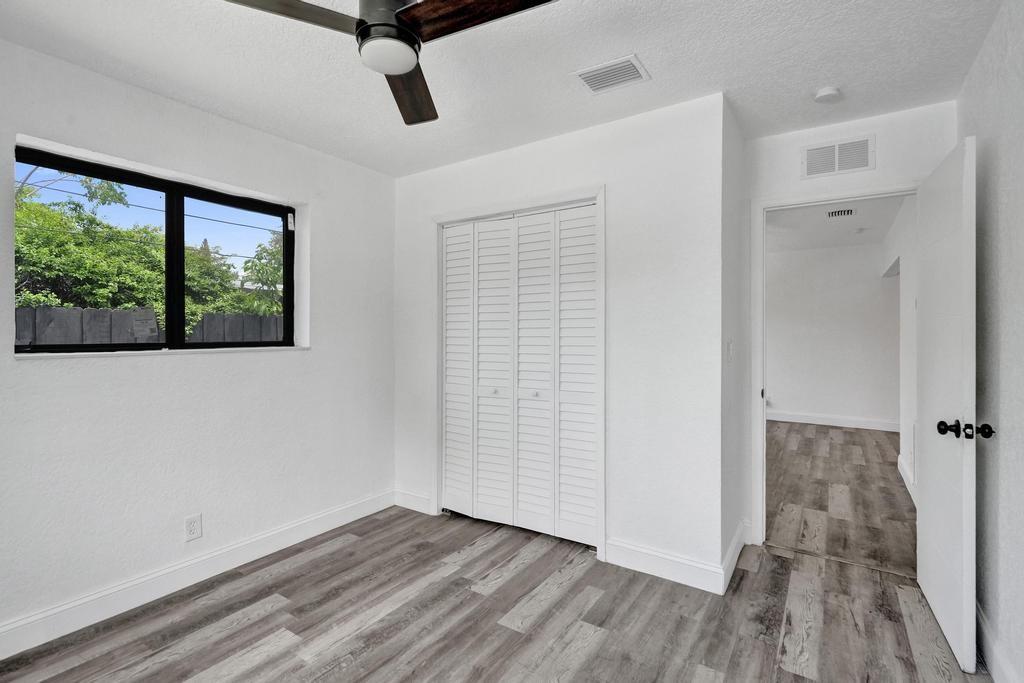 Lauderdale Homesites Firs - Residential Income