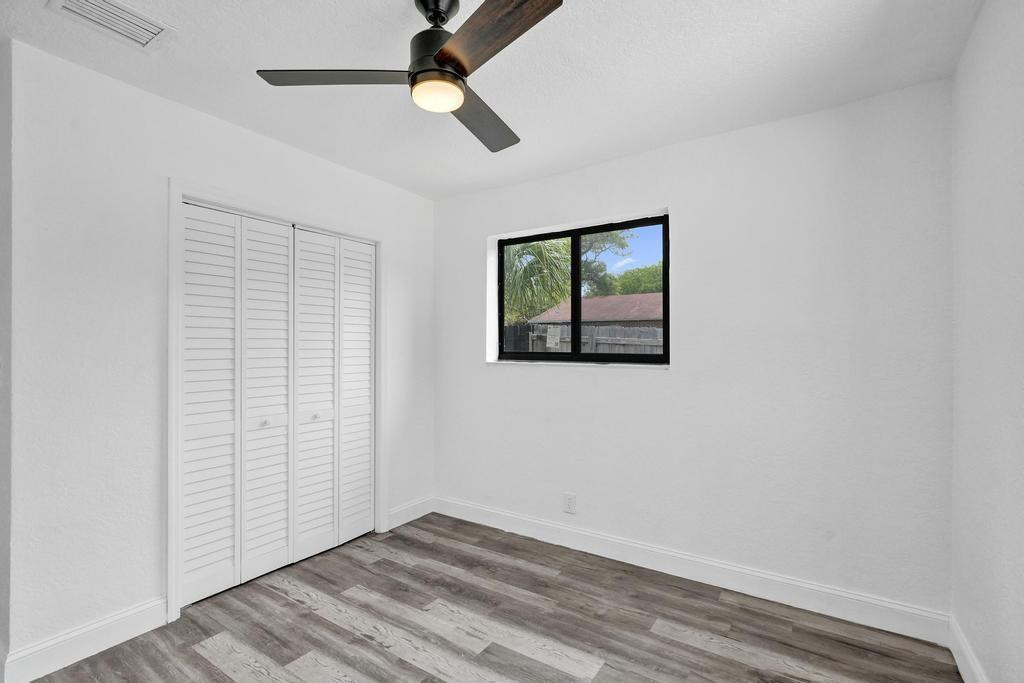 Lauderdale Homesites Firs - Residential Income